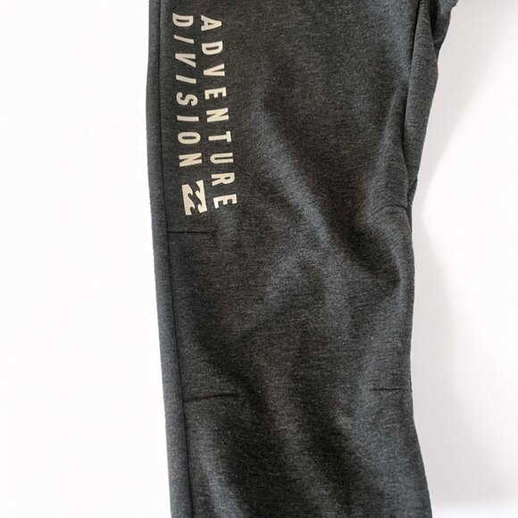 Billabong Light Shell Bonding Sweat Pants Joggers Off Black - Picture 9 of 14